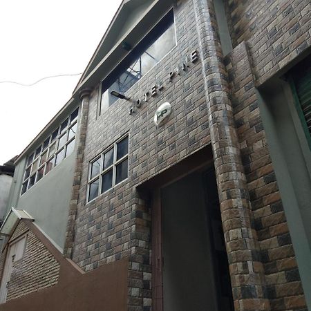 Hotel Pine Kohima Extérieur photo