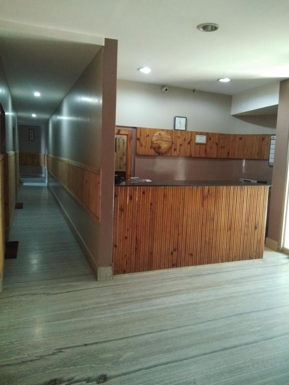 Hotel Pine Kohima Extérieur photo